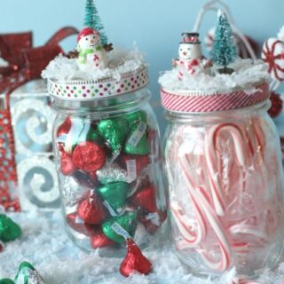 26 Easy to Make Christmas Gift-in-a-Jar Ideas - Centsable Momma